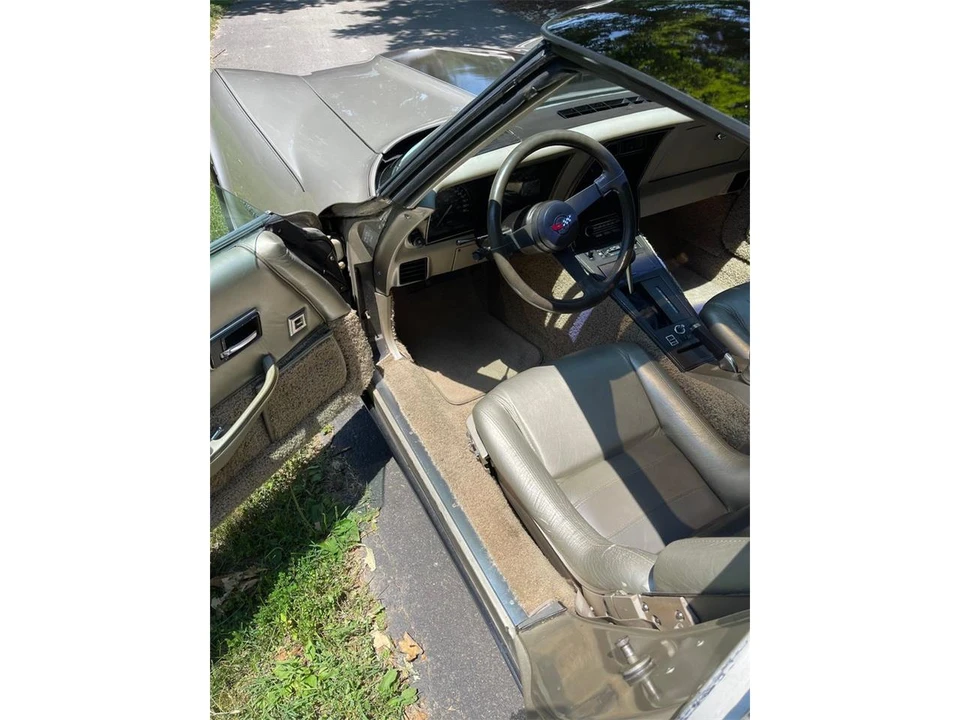 1982 Chevrolet Corvette C3 - Image 12 of 31