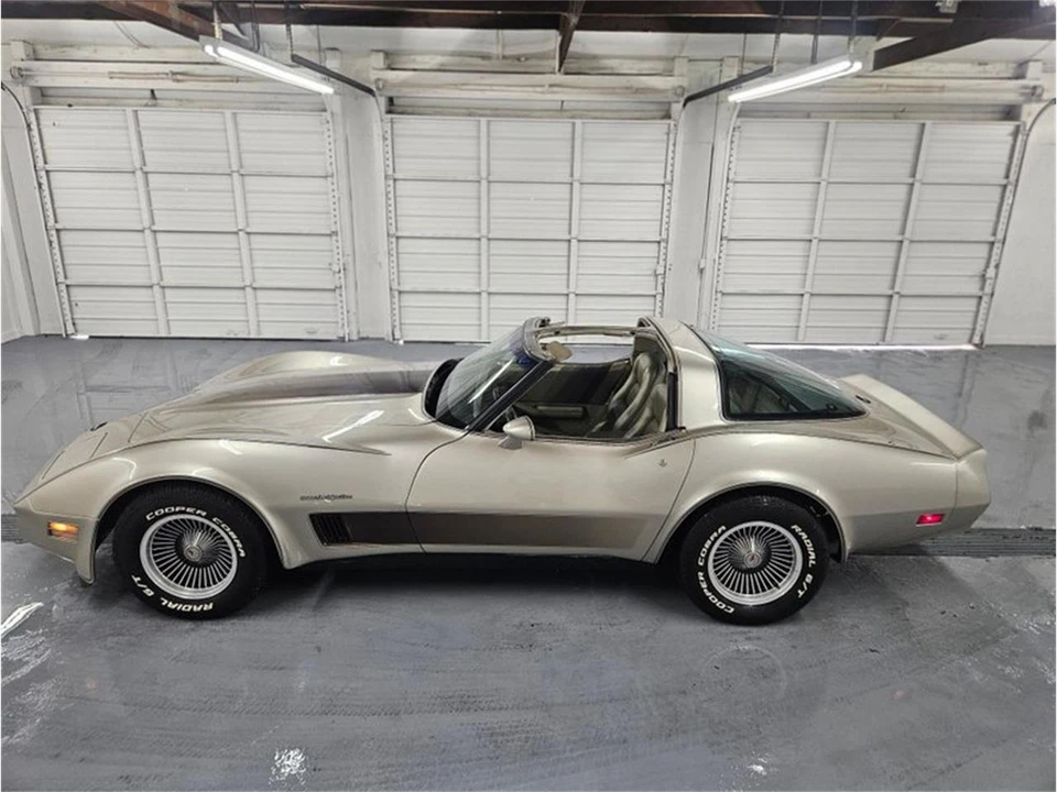 1982 Chevrolet Corvette C3 - Image 4 of 31