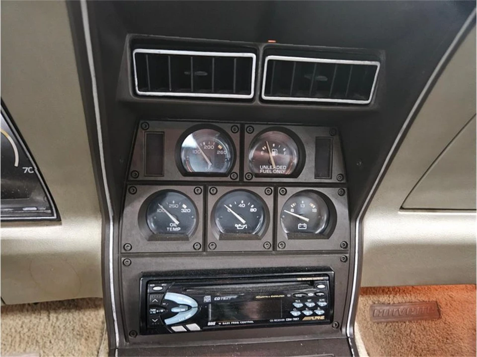 1982 Chevrolet Corvette C3 - Image 26 of 31