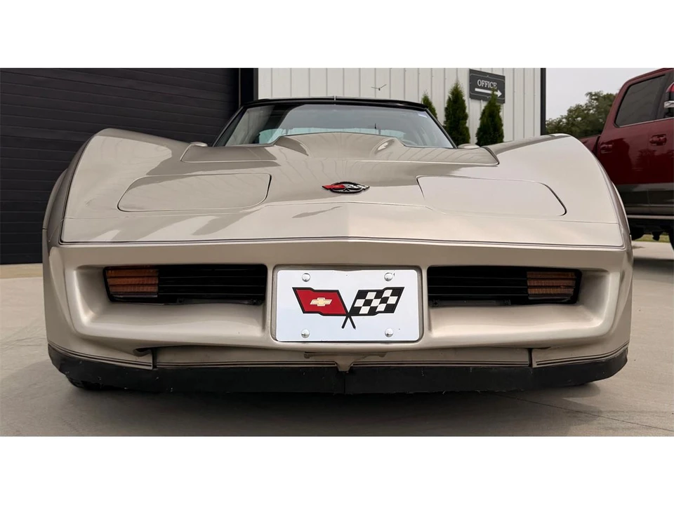 1982 Chevrolet Corvette C3 - Image 11 of 31