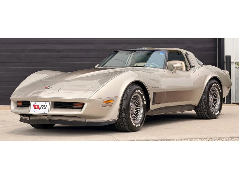 1982 Chevrolet Corvette C3 - Image 13 of 31