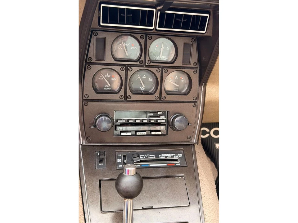 1982 Chevrolet Corvette C3 - Image 20 of 31