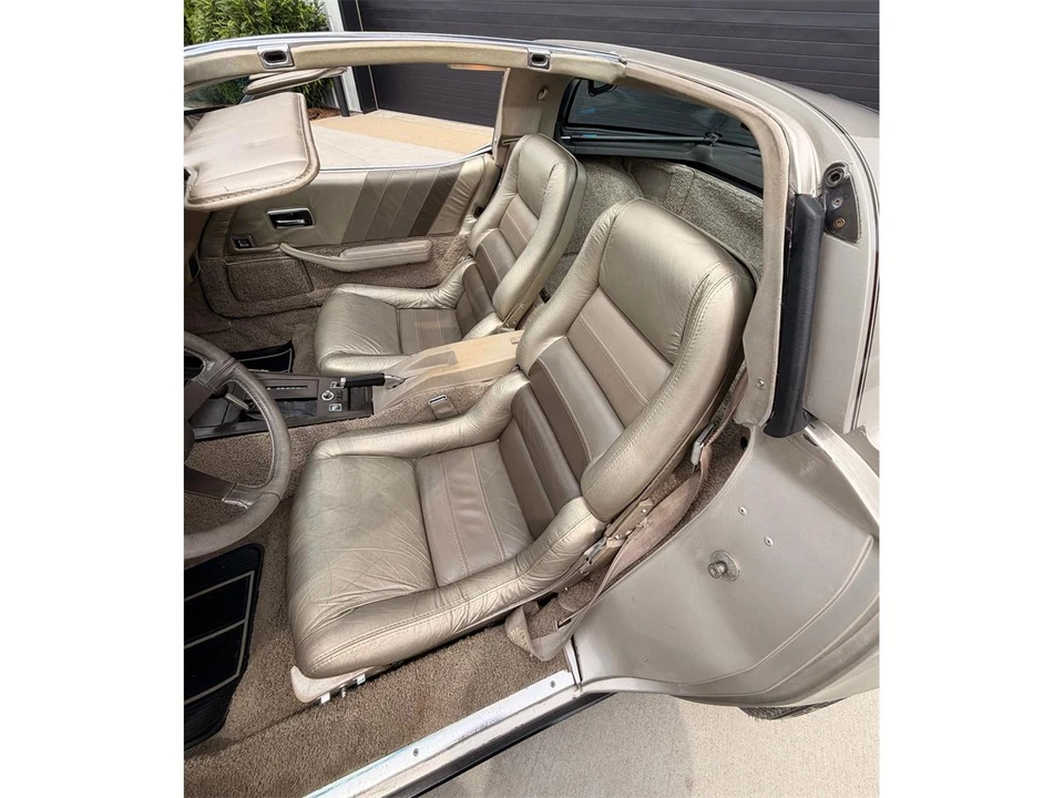 1982 Chevrolet Corvette C3 - Image 26 of 31