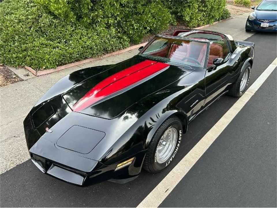 1982 Chevrolet Corvette C3 - Image 11 of 18
