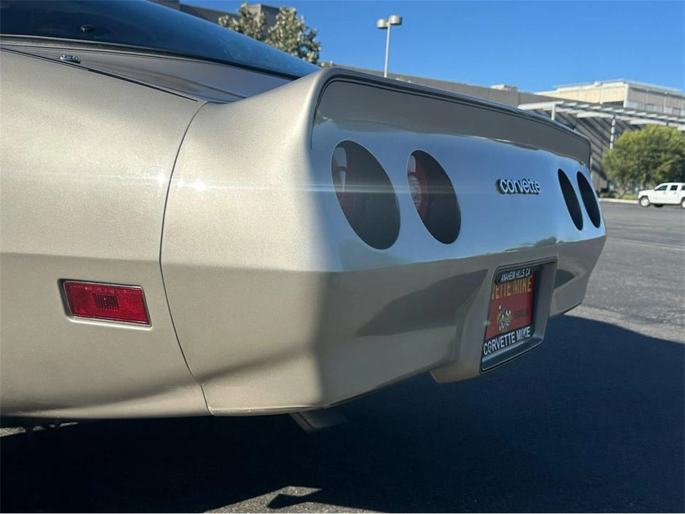 1982 Chevrolet Corvette C3 - Image 6 of 31
