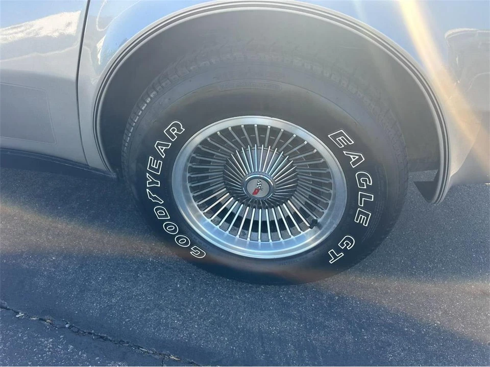 1982 Chevrolet Corvette C3 - Image 19 of 31