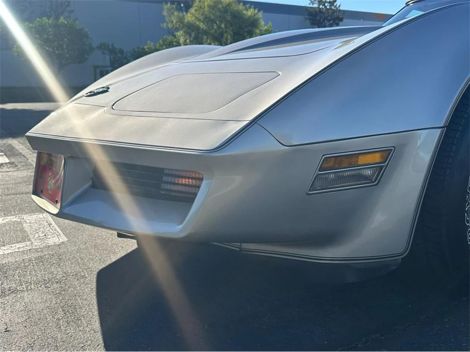 1982 Chevrolet Corvette C3 - Image 16 of 31