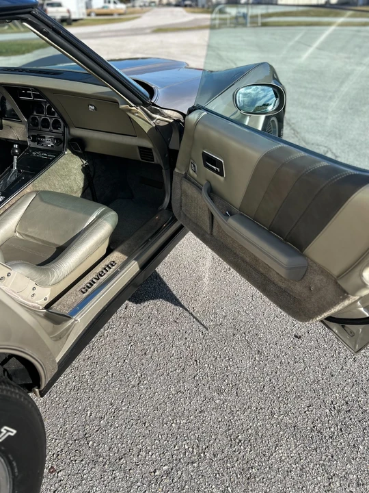 1982 Chevrolet Corvette C3 - Image 8 of 21
