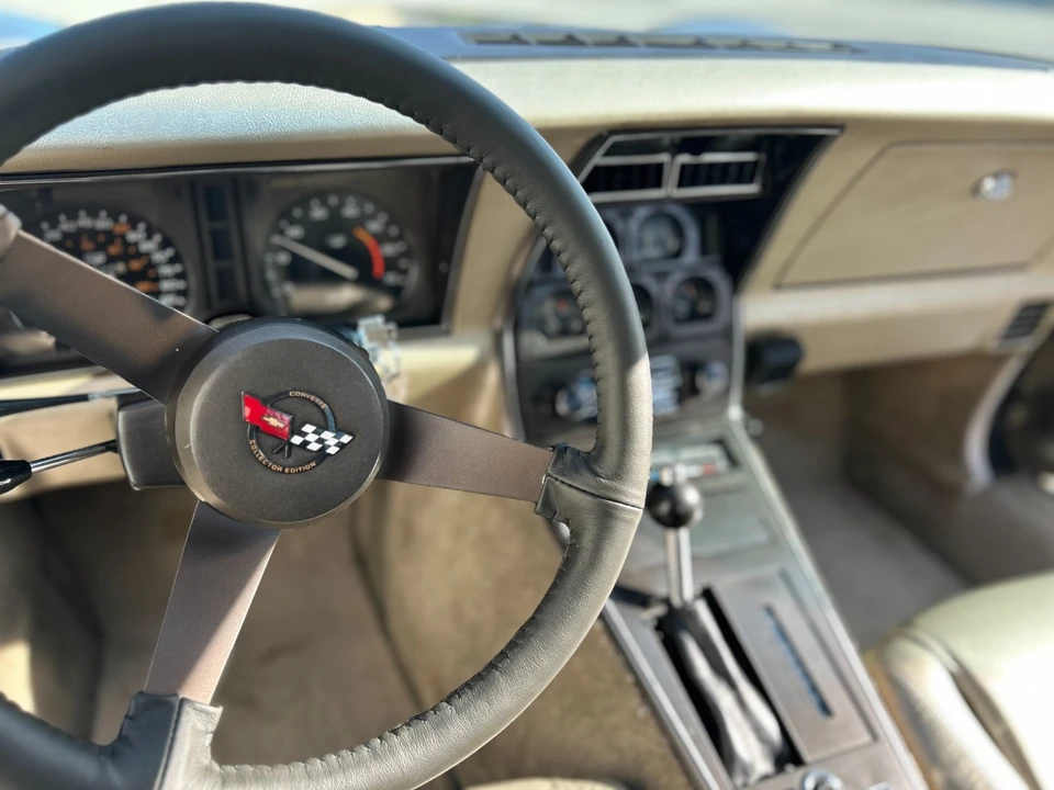 1982 Chevrolet Corvette C3 - Image 10 of 21