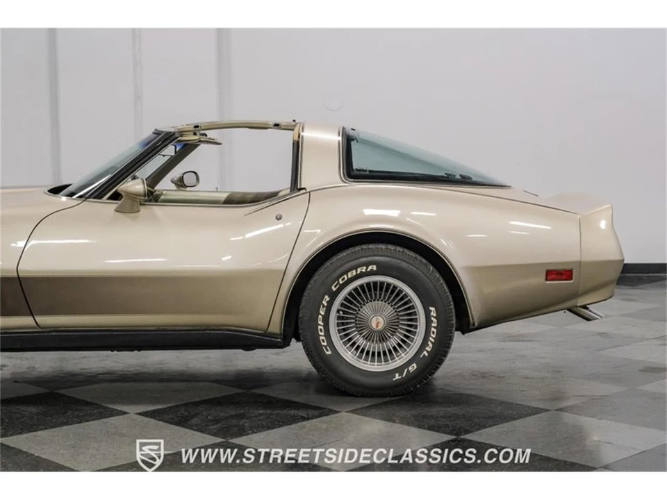 1982 Chevrolet Corvette C3 - Image 23 of 31