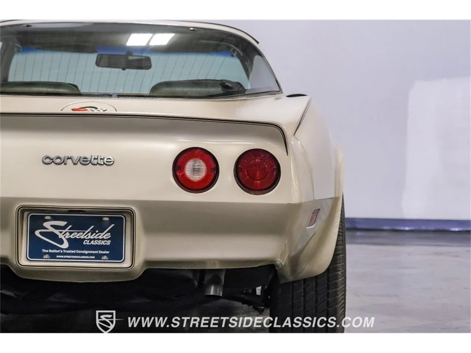 1982 Chevrolet Corvette C3 - Image 25 of 31