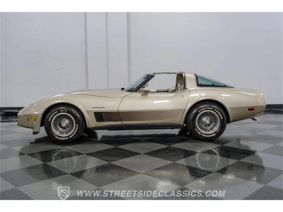 1982 Chevrolet Corvette C3 - Image 2 of 31