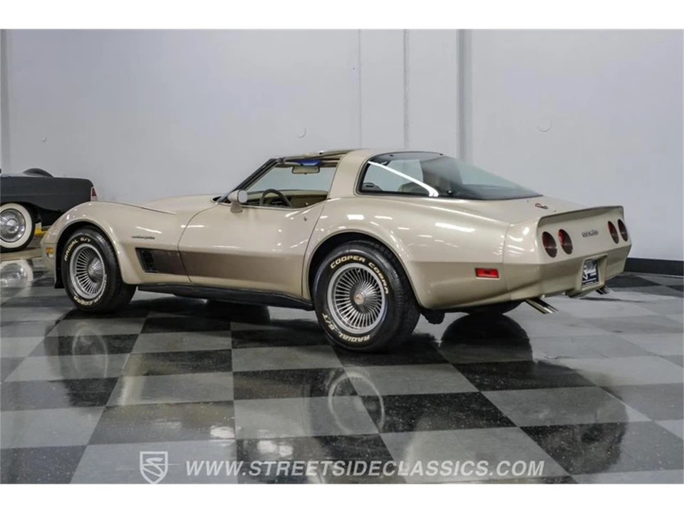 1982 Chevrolet Corvette C3 - Image 8 of 31