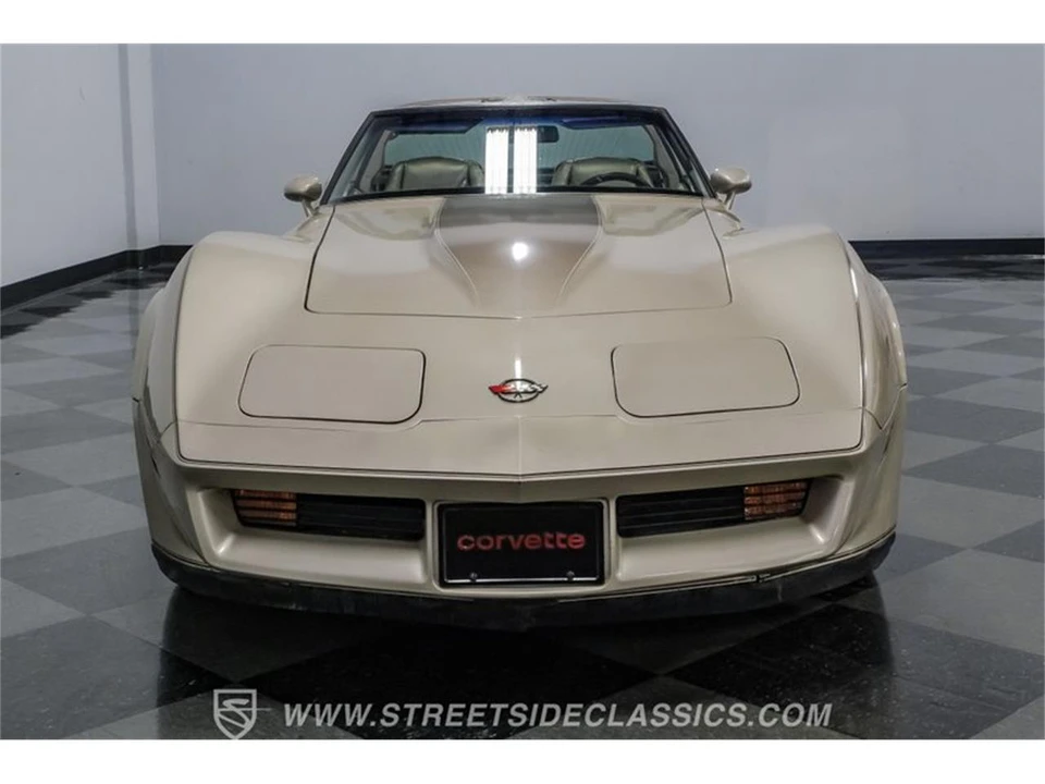 1982 Chevrolet Corvette C3 - Image 18 of 31