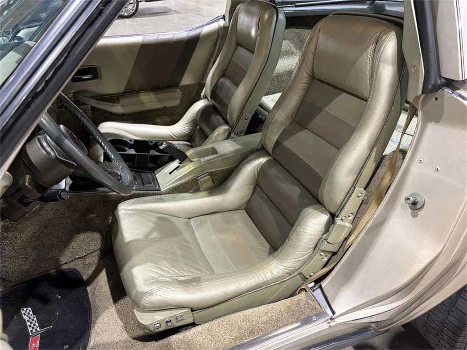 1982 Chevrolet Corvette C3 - Image 11 of 14