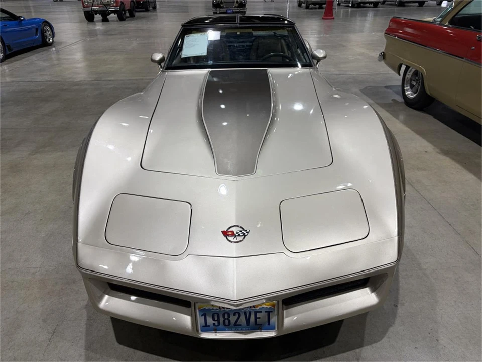 1982 Chevrolet Corvette C3 - Image 2 of 14