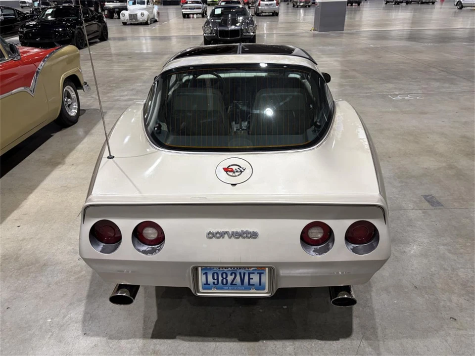 1982 Chevrolet Corvette C3 - Image 7 of 14