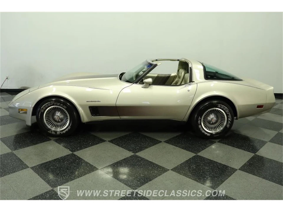1982 Chevrolet Corvette C3 - Image 2 of 31