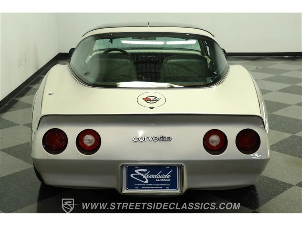 1982 Chevrolet Corvette C3 - Image 9 of 31
