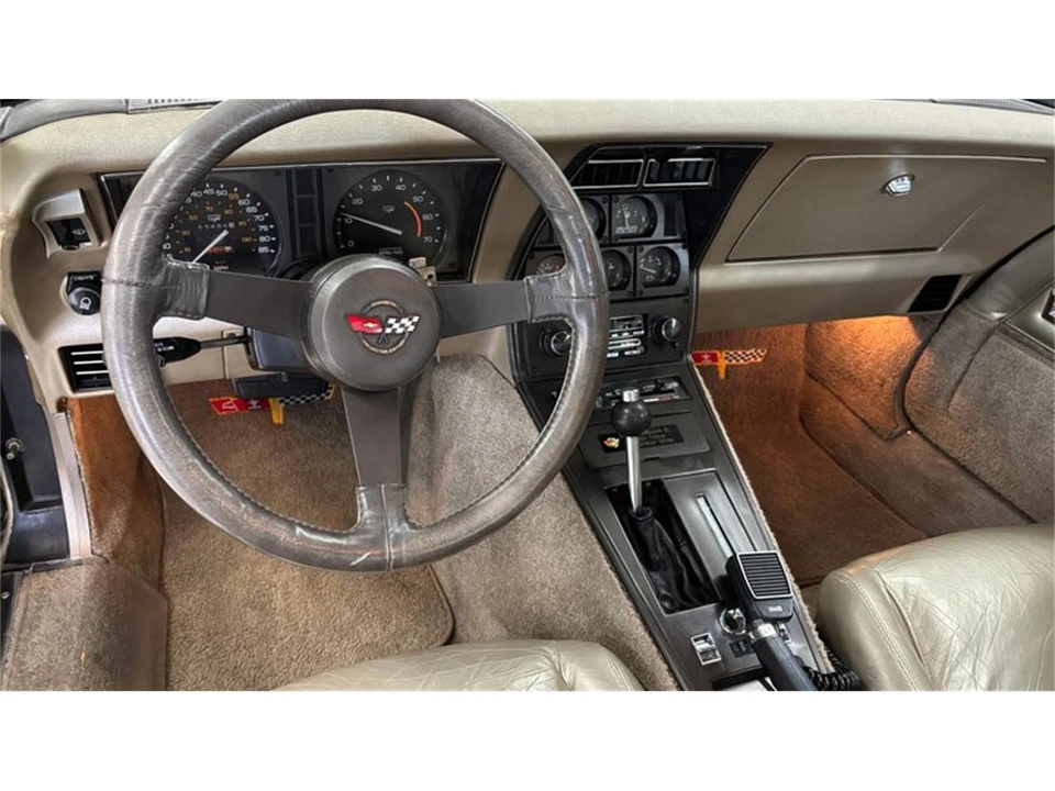 1982 Chevrolet Corvette C3 - Image 25 of 31