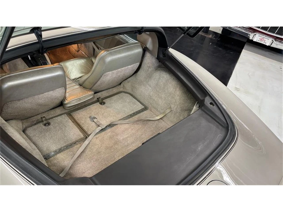 1982 Chevrolet Corvette C3 - Image 29 of 31