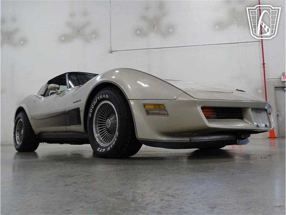 1982 Chevrolet Corvette C3 - Image 22 of 31