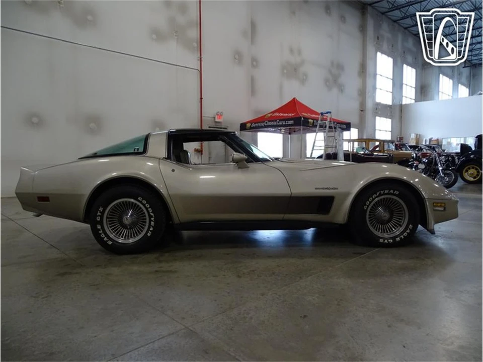 1982 Chevrolet Corvette C3 - Image 18 of 31