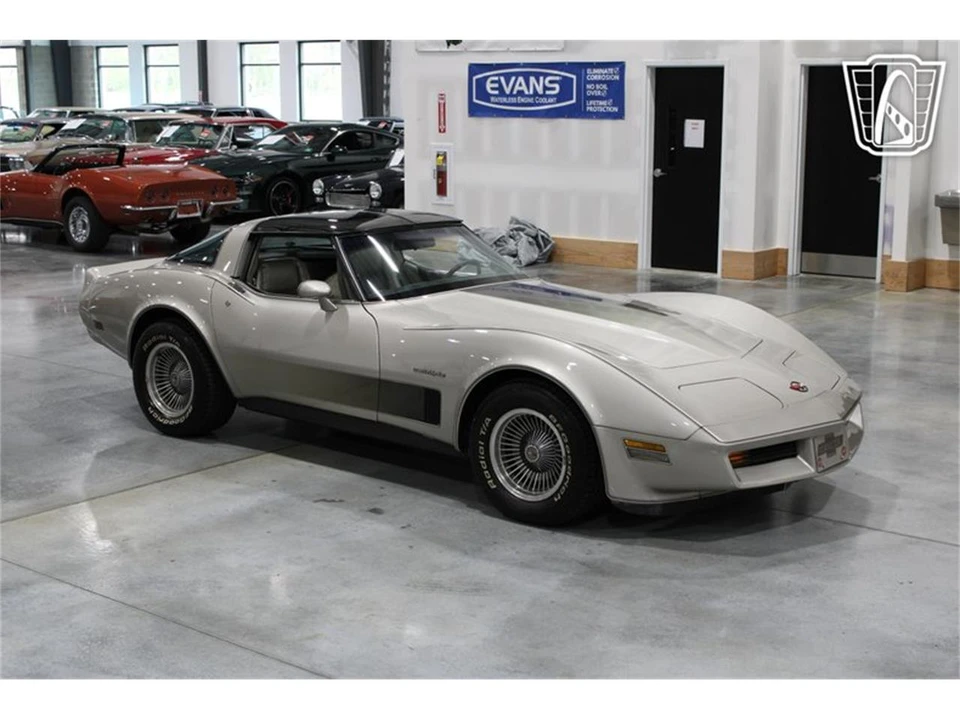 1982 Chevrolet Corvette C3 - Image 30 of 31
