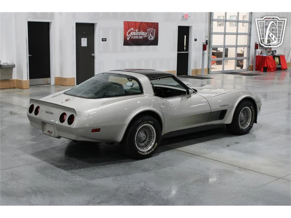1982 Chevrolet Corvette C3 - Image 27 of 31
