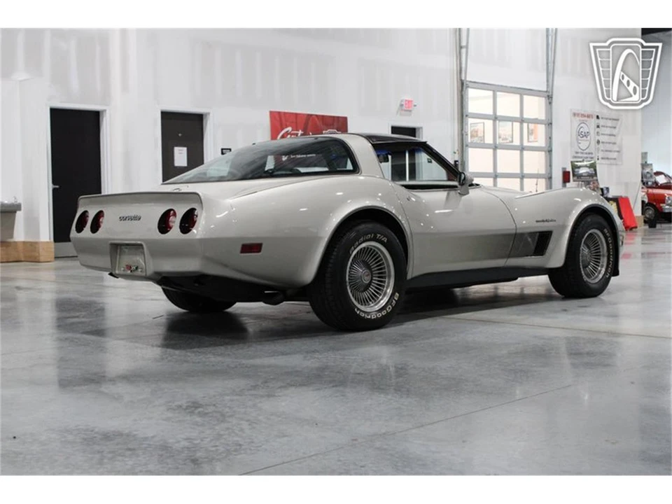 1982 Chevrolet Corvette C3 - Image 18 of 31