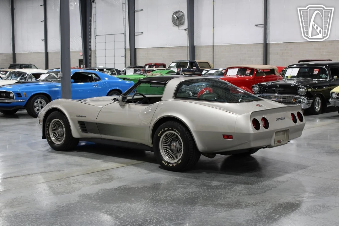 1982 Chevrolet Corvette C3 - Image 15 of 21