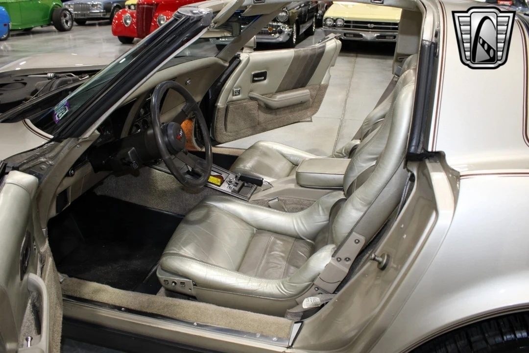 1982 Chevrolet Corvette C3 - Image 8 of 12