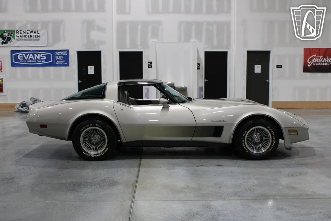 1982 Chevrolet Corvette C3 - Image 19 of 21