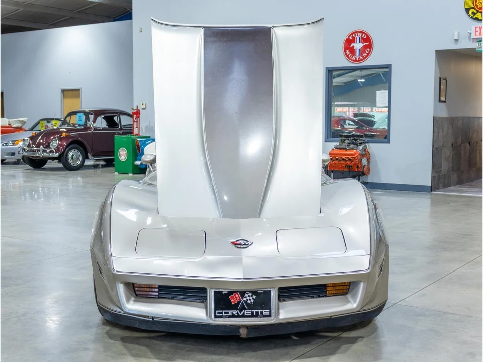 1982 Chevrolet Corvette C3 - Image 16 of 31