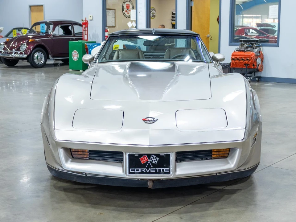 1982 Chevrolet Corvette C3 - Image 2 of 31