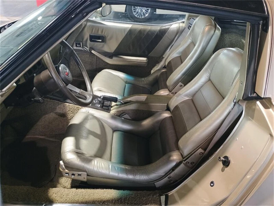 1982 Chevrolet Corvette C3 - Image 14 of 31