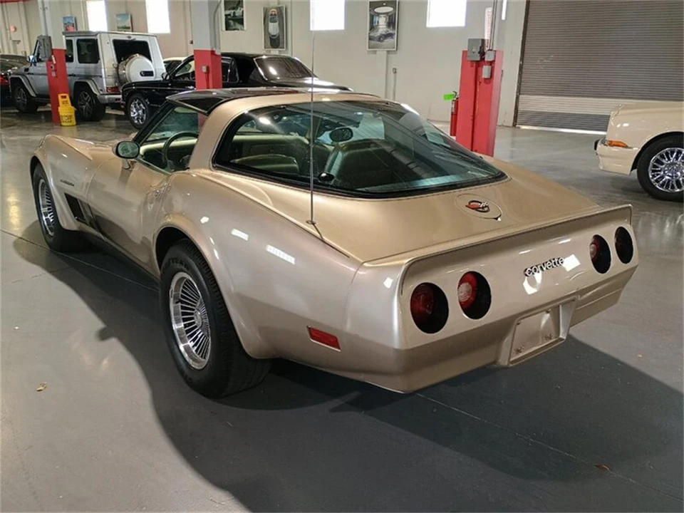 1982 Chevrolet Corvette C3 - Image 3 of 31
