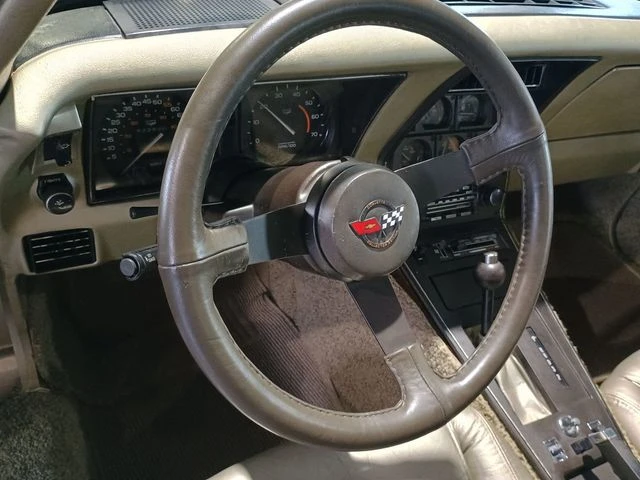 1982 Chevrolet Corvette C3 - Image 16 of 31
