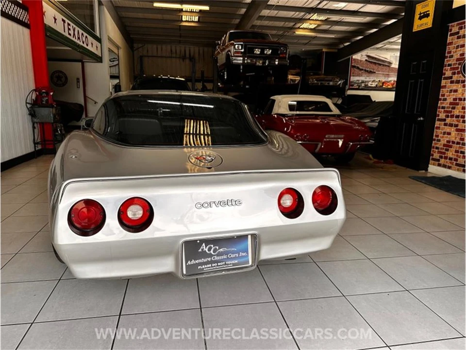 1982 Chevrolet Corvette C3 - Image 24 of 31