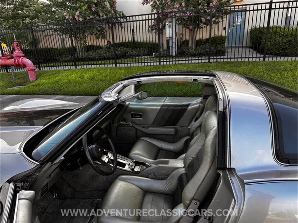1982 Chevrolet Corvette C3 - Image 28 of 31