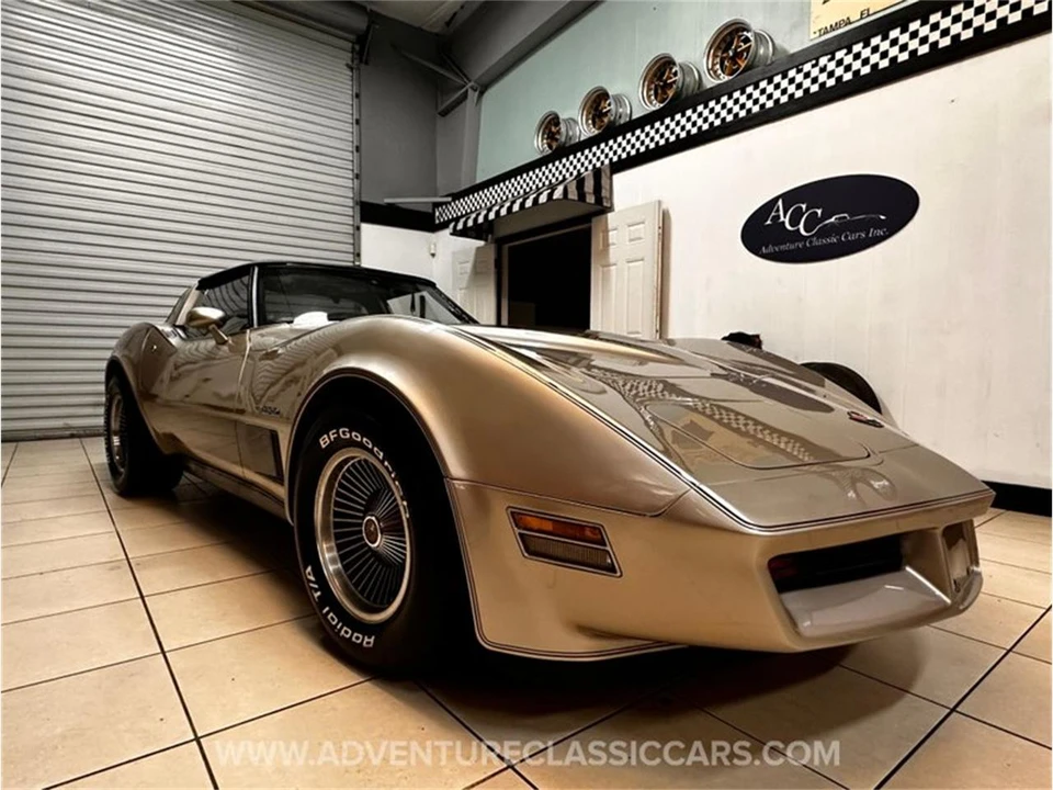 1982 Chevrolet Corvette C3 - Image 16 of 31