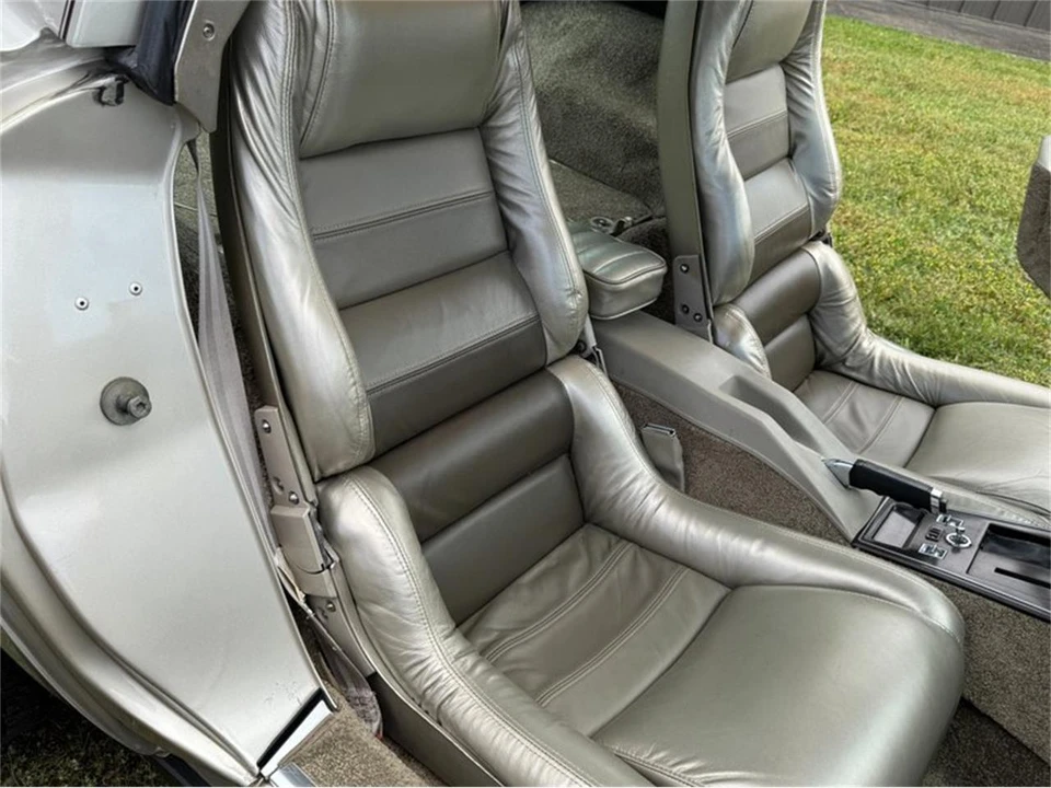 1982 Chevrolet Corvette C3 - Image 16 of 23