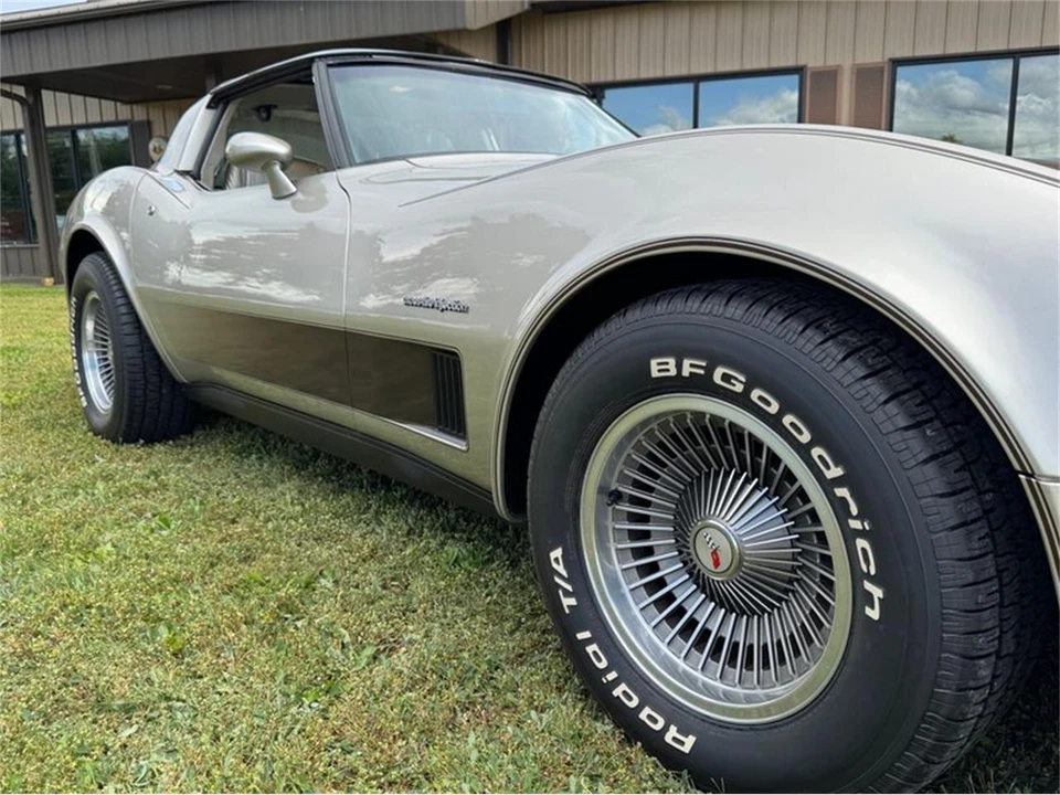 1982 Chevrolet Corvette C3 - Image 3 of 23