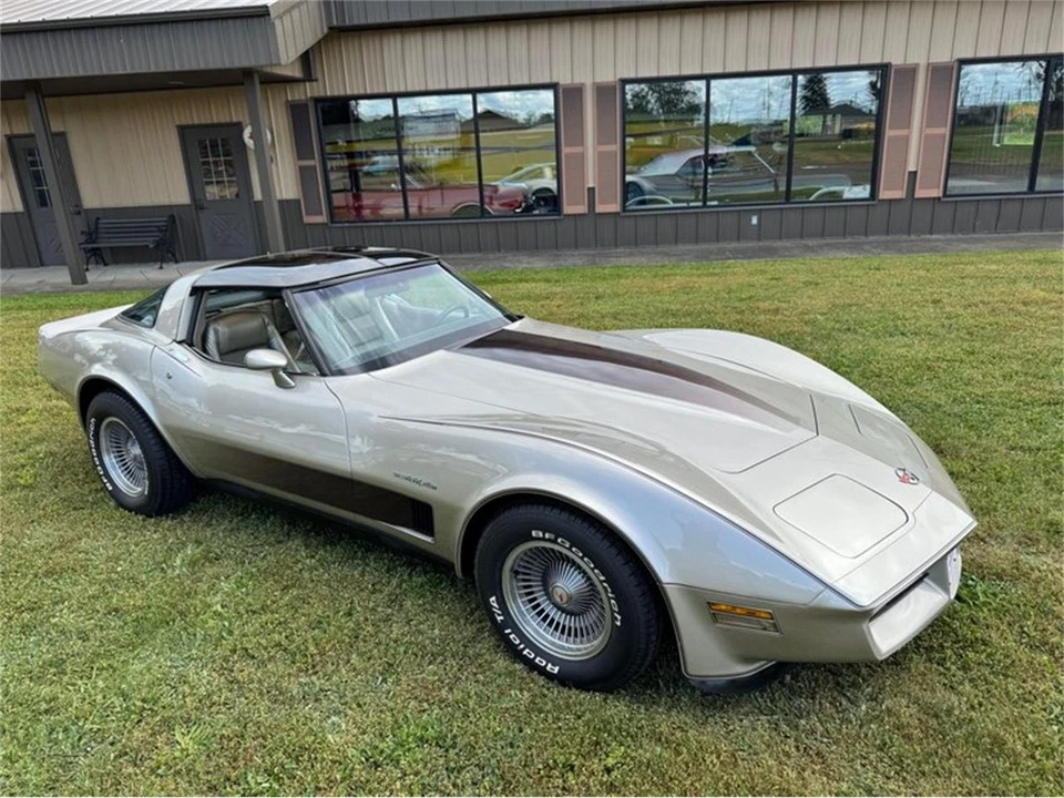1982 Chevrolet Corvette C3 - Image 2 of 23