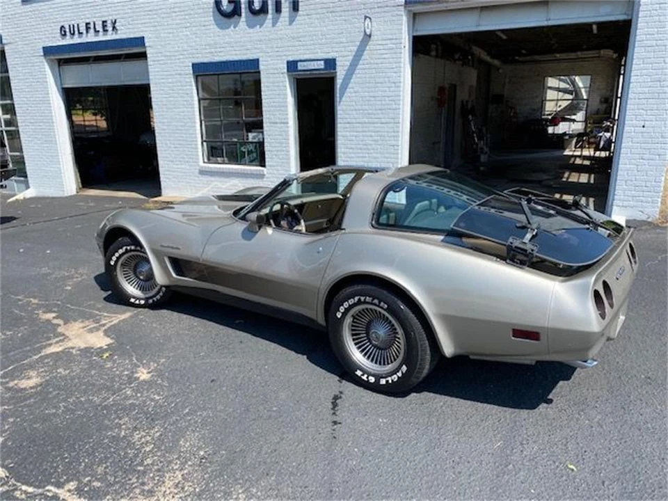 1982 Chevrolet Corvette C3 - Image 12 of 18