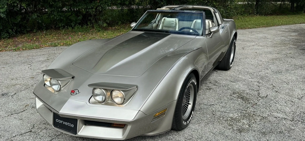 1982 Chevrolet Corvette C3 - Image 18 of 21