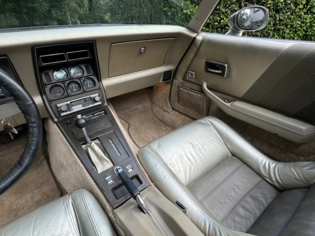 1982 Chevrolet Corvette C3 - Image 11 of 21