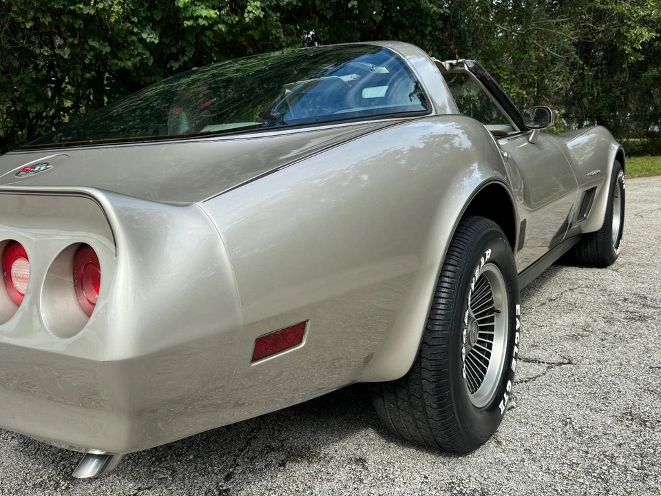 1982 Chevrolet Corvette C3 - Image 20 of 21