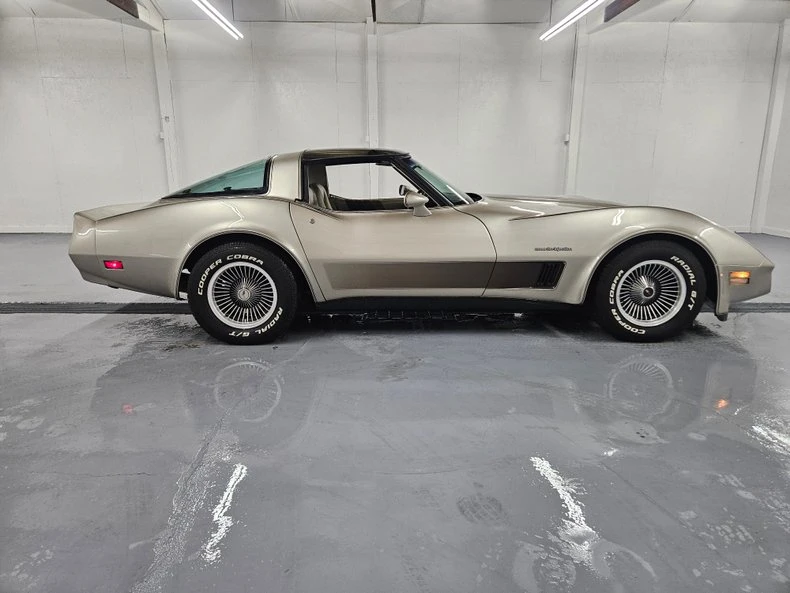 1982 Chevrolet Corvette C3 - Image 19 of 31