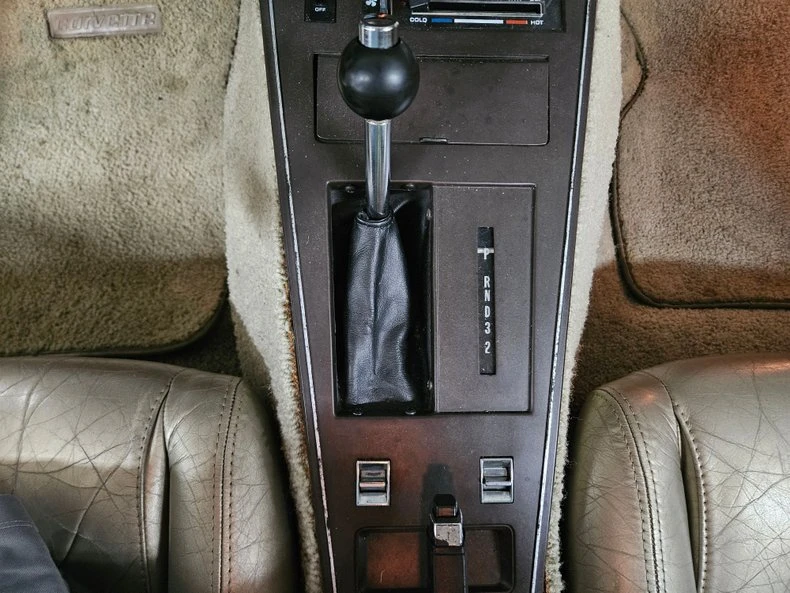 1982 Chevrolet Corvette C3 - Image 28 of 31